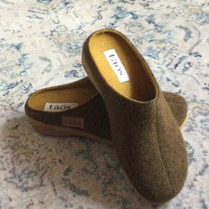 Size 37 Taos Clogs